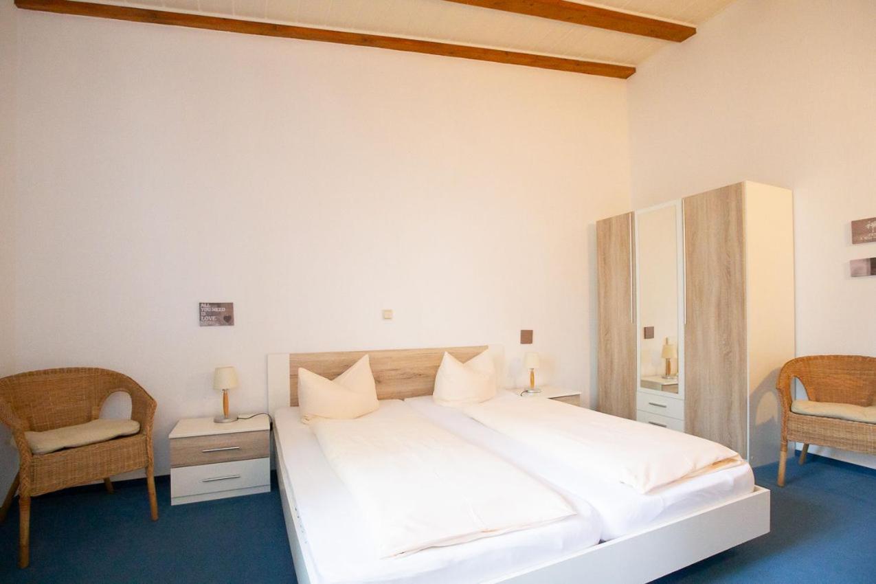 Hotel Dolgesheim Zewnętrze zdjęcie